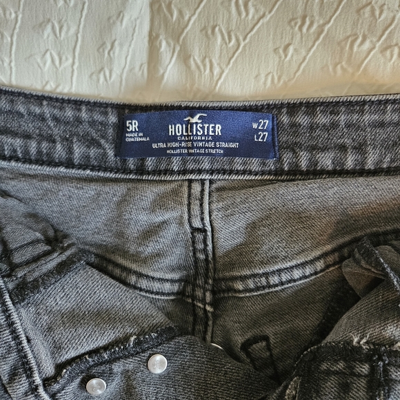 Hollister Shorts - Picture 3 of 3